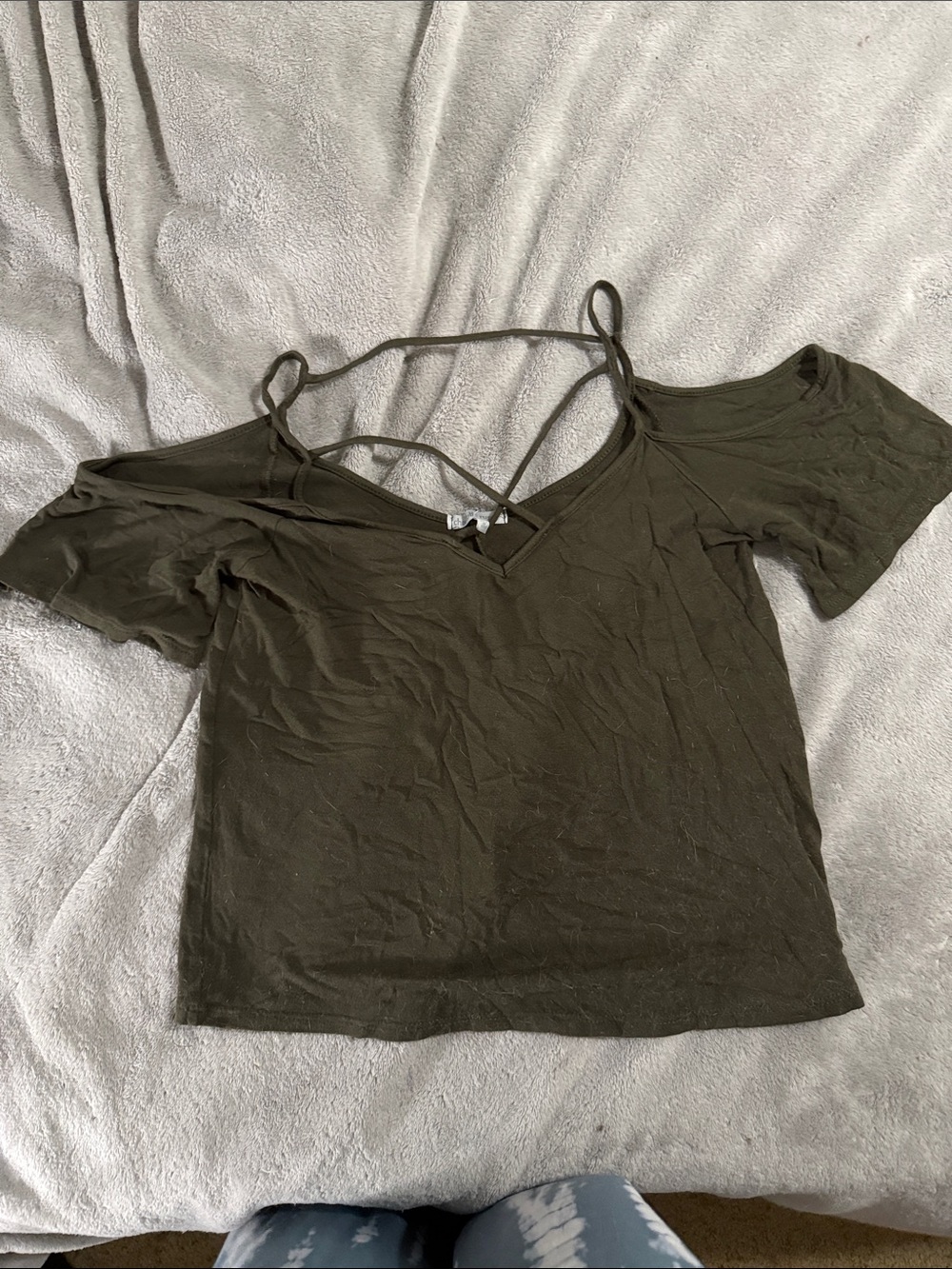 Charlotte Russe Olive Green Strappy Cold-Shoulder Crop Top